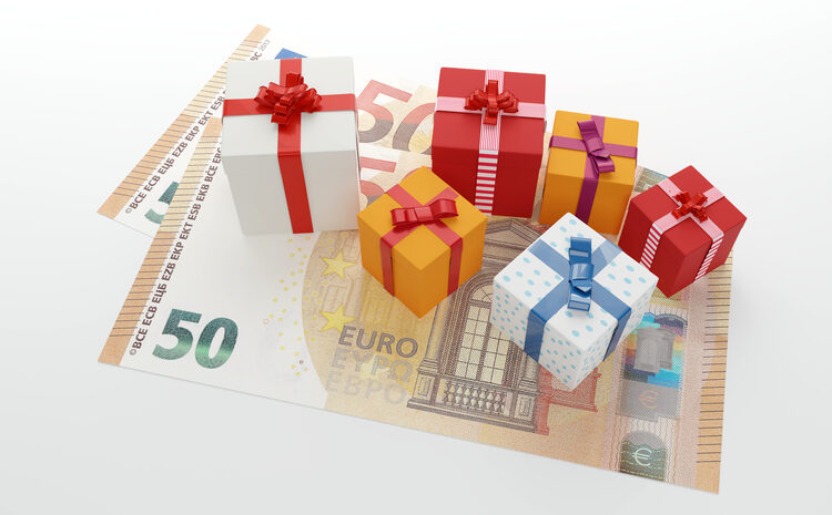  Δώρο Χριστουγέννων για Εργαζόμενους Φοιτητές 2025: Πότε Μπαίνει & Πώς Υπολογίζεται [Οδηγός]